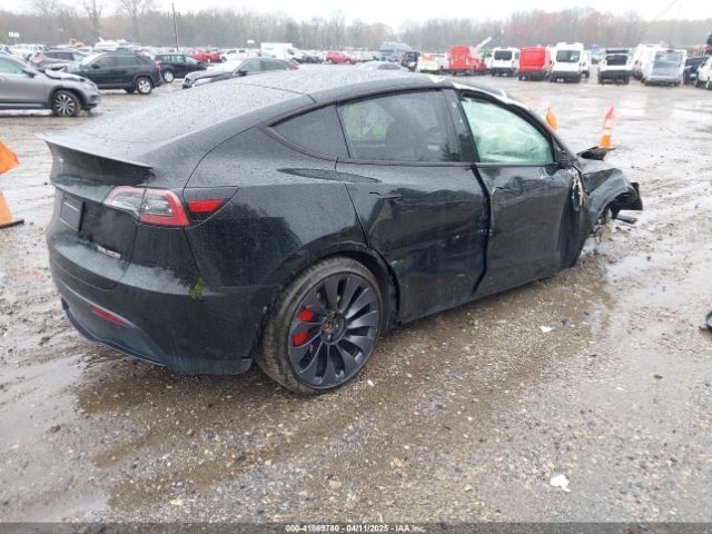 2023 TESLA MODEL Y 7SAYGDEF0PF715703 Photo 3