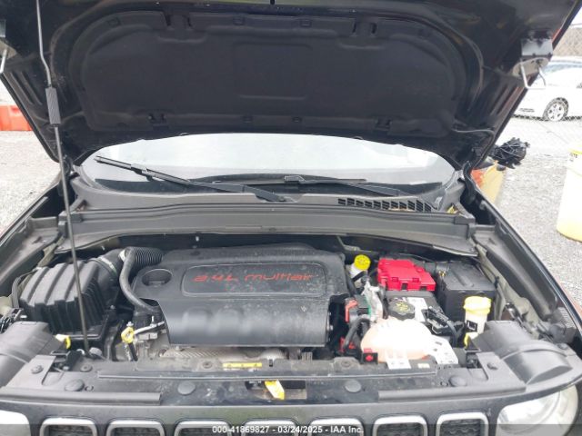 ZACNJBBB0LPL10528 Jeep Renegade Latitude 4x4