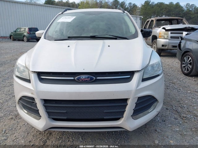 1FMCU9GX6GUB50752 Ford ESCAPE SE