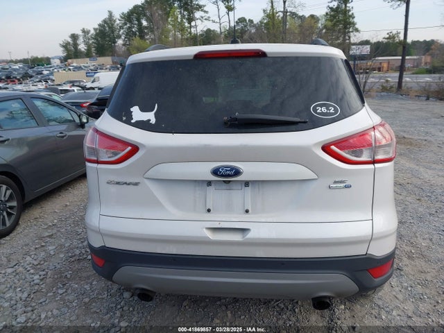 1FMCU9GX6GUB50752 Ford ESCAPE SE