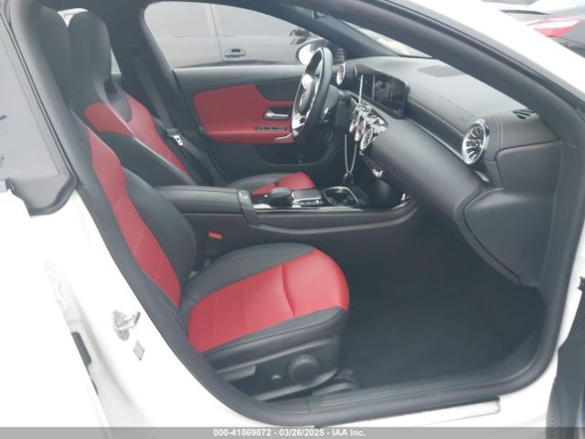 W1K5J4GB8NN313749 Mercedes-Benz Cla 250 Coupe