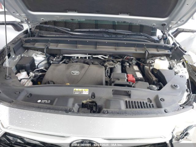 5TDCZRBH9MS543232 Toyota Highlander L