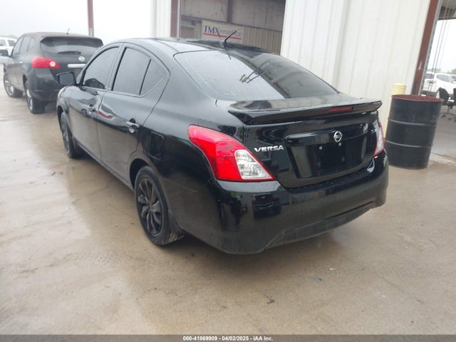 3N1CN7AP8JL820711 Nissan Versa 1.6 Sv
