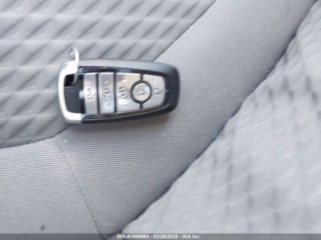 1FMCU9BZ7NUA26950 Ford Escape Se Hybrid