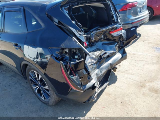 1FMCU9BZ7NUA26950 Ford Escape Se Hybrid