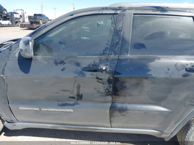 1C4RJFAG3LC360398 Jeep Grand Cherokee Laredo E 4x4
