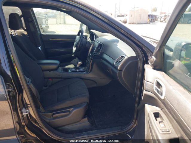 1C4RJFAG3LC360398 Jeep Grand Cherokee Laredo E 4x4
