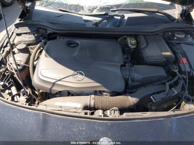 WDDSJ4EB4FN208844 Mercedes-Benz CLA 250