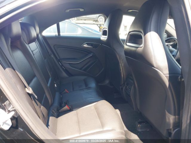 WDDSJ4EB4FN208844 Mercedes-Benz CLA 250