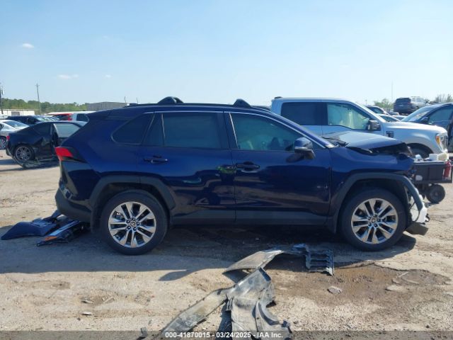2T3C1RFV9RW307936 Toyota Rav4 Xle Premium