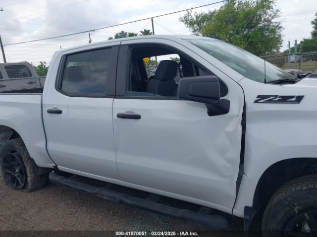 3GCPDCEK3RG141944 Chevrolet Silverado 1500 4wd  Short Bed Custom Trail Boss