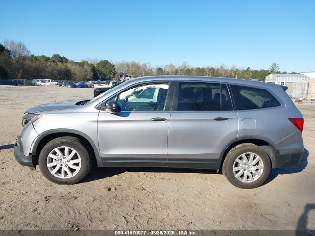 Honda PILOT LX 2019 5FNYF6H17KB086820 Image 14