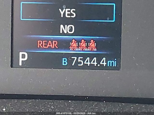 7MUBAABG3RV103760 Toyota Corolla Cross Le