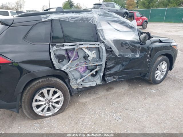 7MUBAABG3RV103760 Toyota Corolla Cross Le