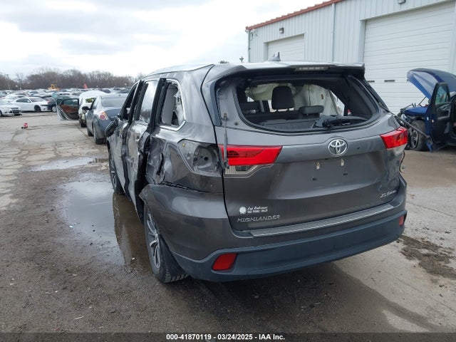 5TDJZRFH7HS411612 Toyota Highlander Xle