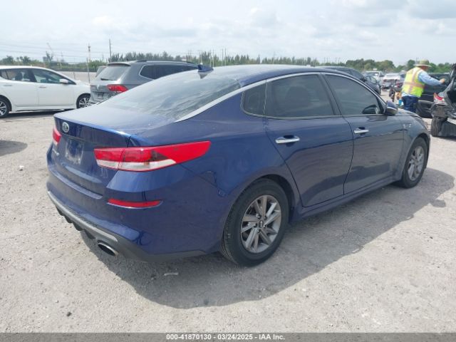 5XXGT4L38KG341053 KIA Optima Lx