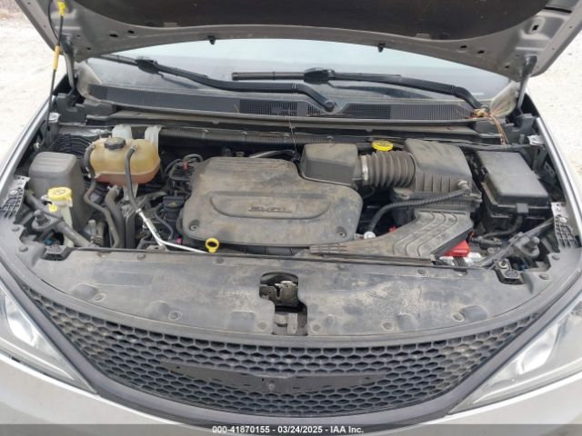 2C4RC1EG5LR257658 Chrysler Pacifica Touring L Plus