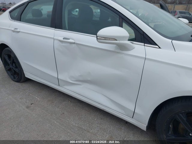 3FA6P0HD6GR186401 Ford FUSION SE