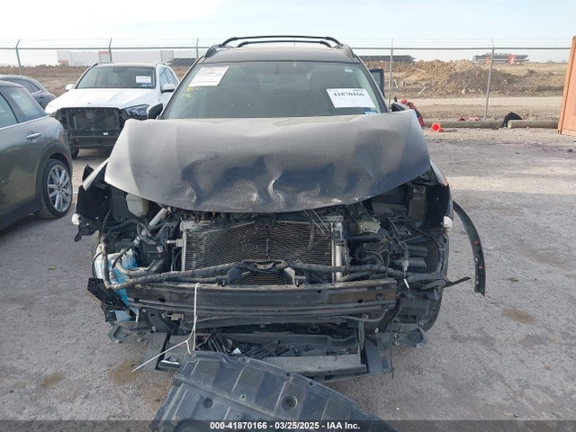 5N1AT2MT8HC814317 Nissan ROGUE SV