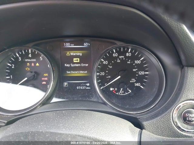 5N1AT2MT8HC814317 Nissan ROGUE SV