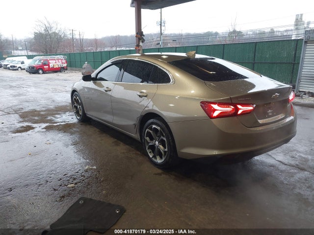1G1ZD5ST0NF136156 Chevrolet Malibu Fwd Lt