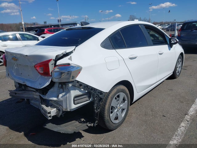 1G1BC5SM9H7234565 Chevrolet Cruze Ls Auto
