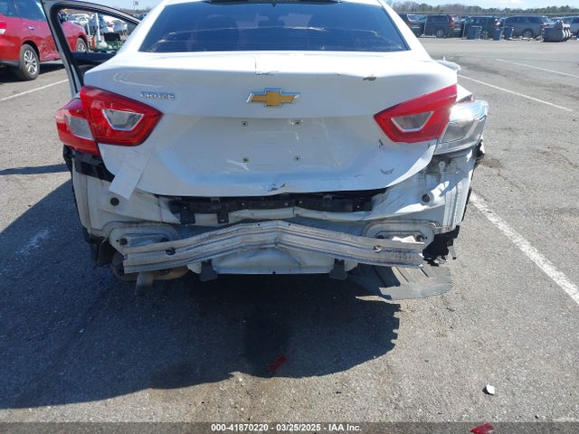1G1BC5SM9H7234565 Chevrolet Cruze Ls Auto