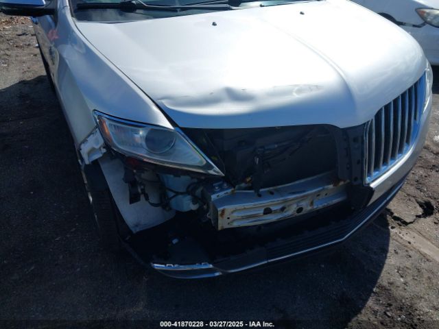 2LMDJ8JK4EBL10705 Lincoln MKX