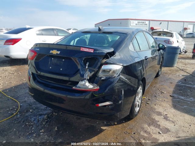 1G1BC5SM3H7117757 Chevrolet Cruze Ls Auto