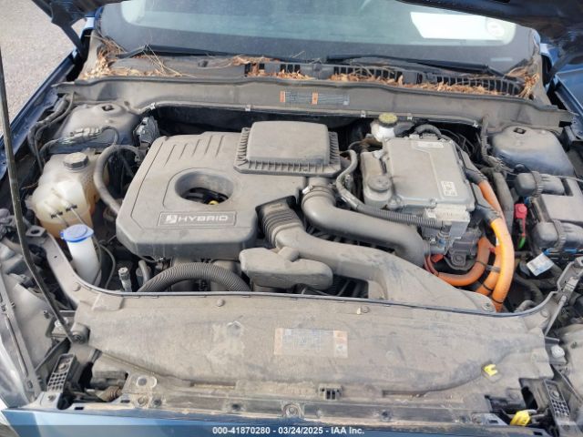 3FA6P0LU8KR262037 Ford Fusion Hybrid Se
