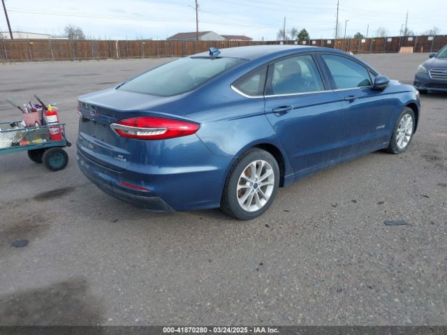 3FA6P0LU8KR262037 Ford Fusion Hybrid Se
