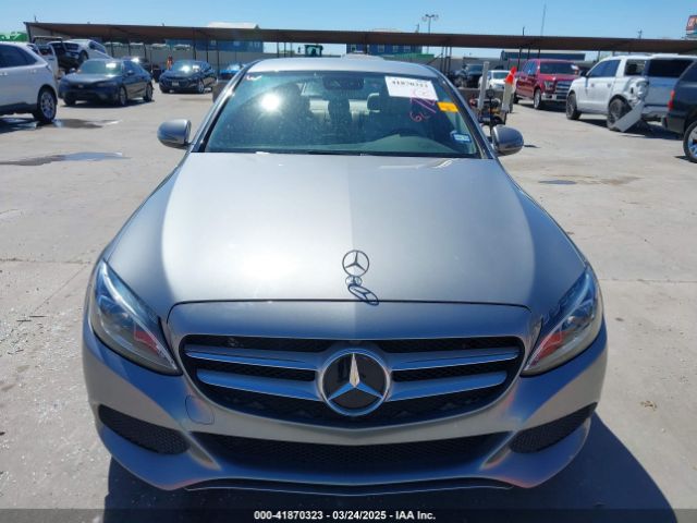 55SWF4JB3GU155698 Mercedes-Benz C 300 Luxury/sport