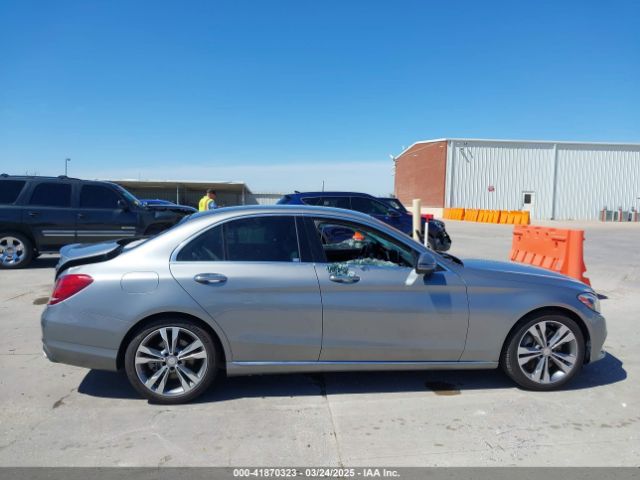 55SWF4JB3GU155698 Mercedes-Benz C 300 Luxury/sport