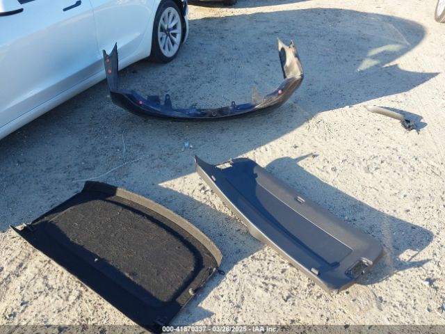 WVGAV7AX5FW571544 Volkswagen TIGUAN SE