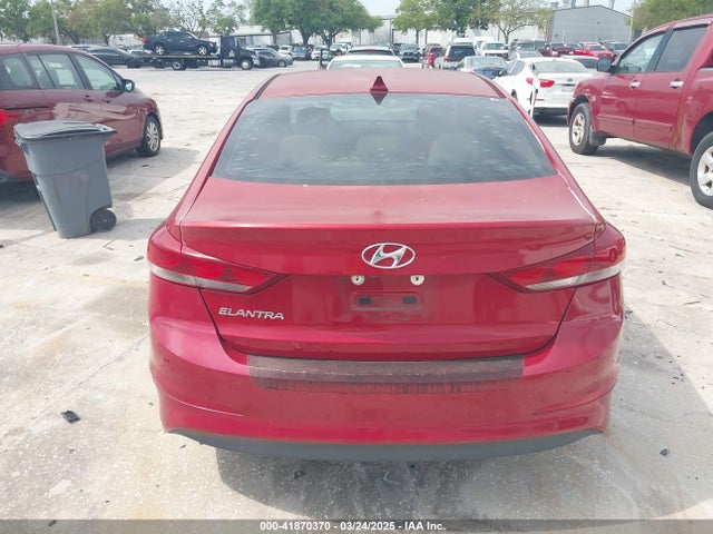 KMHD84LFXHU137089 Hyundai ELANTRA SE