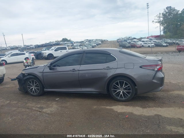 4T1G11AK5NU623711 Toyota CAMRY SE