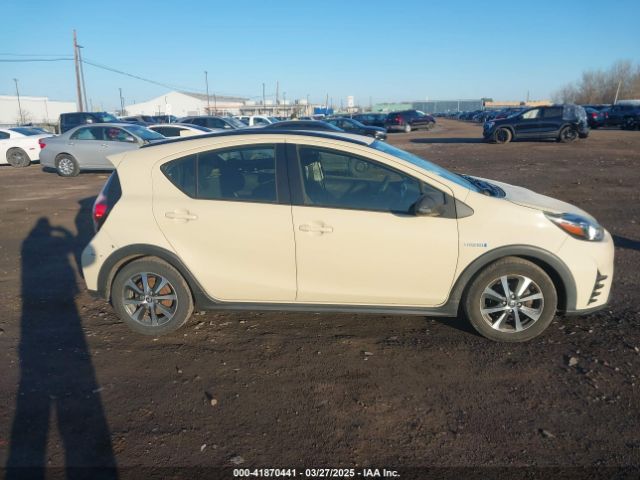JTDKDTB34J1599812 Toyota Prius C Two