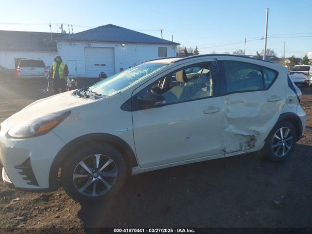 JTDKDTB34J1599812 Toyota Prius C Two