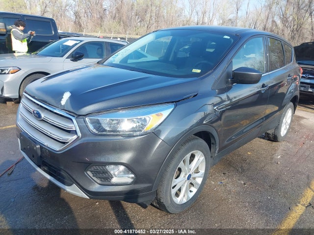 1FMCU0GD9KUB58550 Ford ESCAPE SE