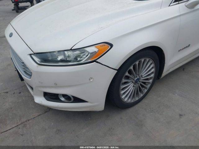 3FA6P0RU6ER115985 Ford Fusion Hybrid Titanium