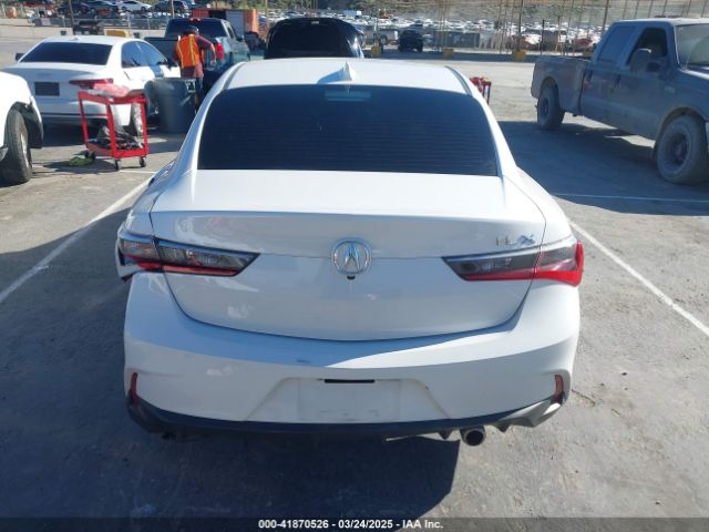 19UDE2F70NA000151 Acura Ilx Premium Package