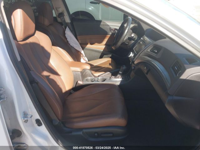 19UDE2F70NA000151 Acura Ilx Premium Package