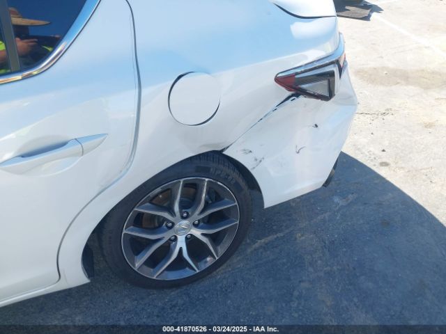 19UDE2F70NA000151 Acura Ilx Premium Package