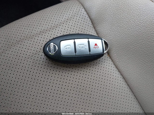 5N1AT2MV4GC765181 Nissan Rogue Sl