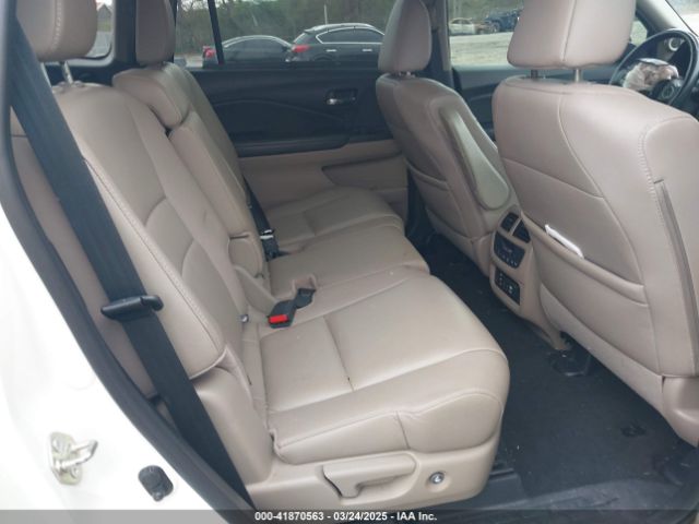 5FNYF5H99HB015370 Honda Pilot Touring