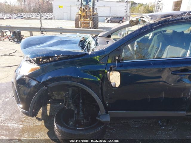 2T3ZFREV7JW463118 Toyota RAV4 LE