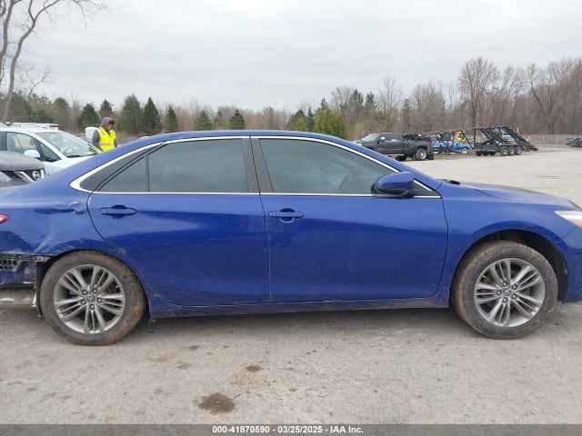 4T1BF1FK1FU902420 Toyota CAMRY SE