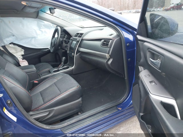 4T1BF1FK1FU902420 Toyota CAMRY SE