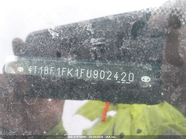 4T1BF1FK1FU902420 Toyota CAMRY SE