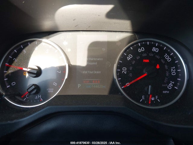 2T3H1RFV4LC067872 Toyota RAV4 LE